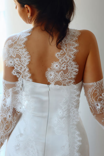 Chantilly Lace Bridal Scarf